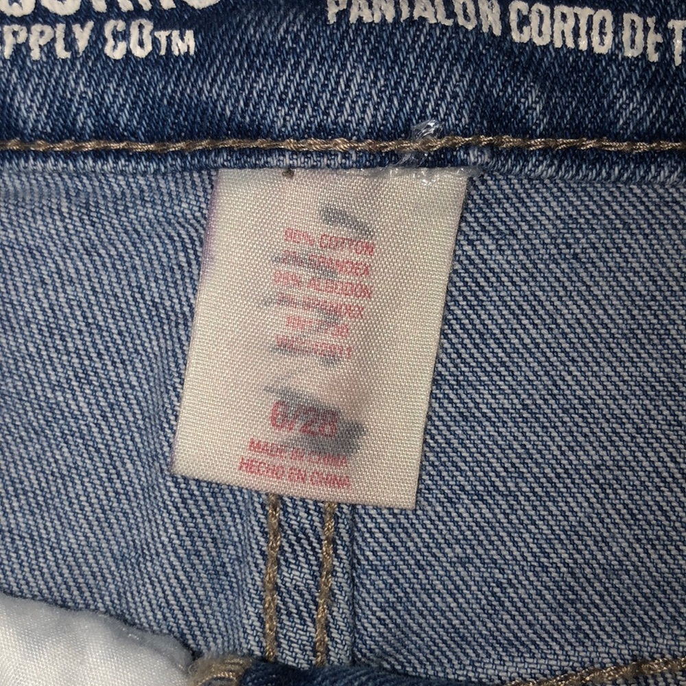 NWOT Mossimo Supply Co. Red, White & Blue Stars & Stripes High Rise Jean Shorts - Picture 4 of 4